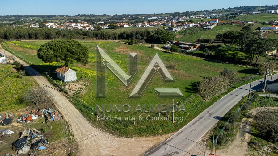 Terreno para Venda em Aveiras de Cima Foto 9