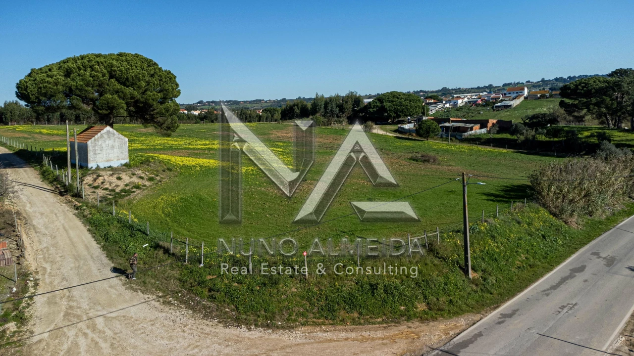 Terreno para Venda em Aveiras de Cima Foto 8