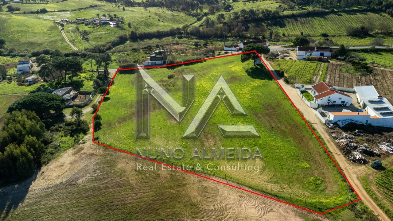 Terreno para Venda em Aveiras de Cima Foto 6