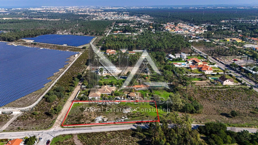 Terreno para Venda em Corroios