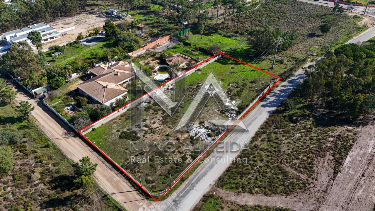 Terreno para Venda em Corroios Foto 10