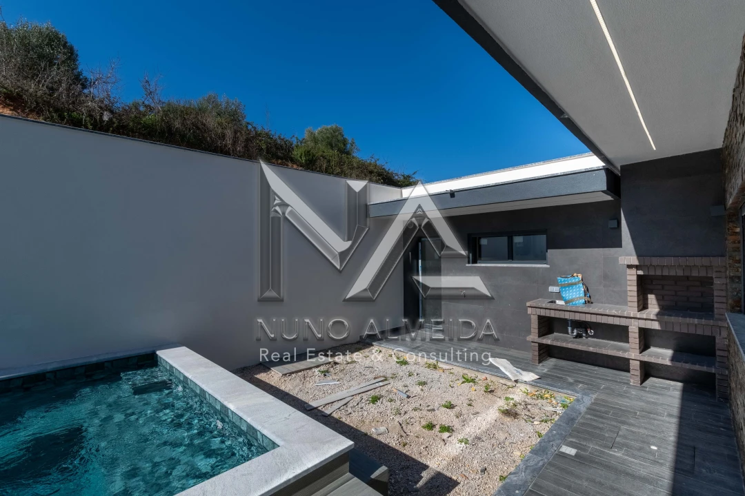 Moradia T4 para Venda em Ramada e Caneças Foto 11