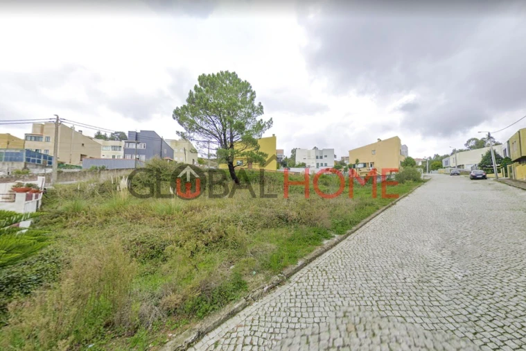 Terreno para Venda em Baguim do Monte (Rio Tinto)