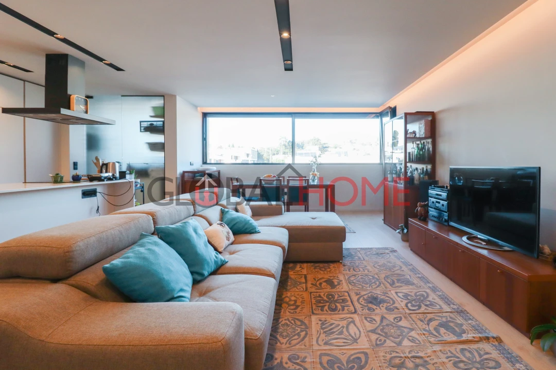 Apartamento T3 para Venda em Fânzeres e São Pedro da Cova Foto 1