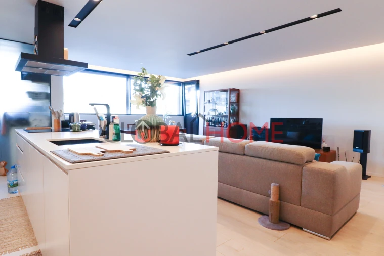 Apartamento T3 para Venda em Fânzeres e São Pedro da Cova Foto 10