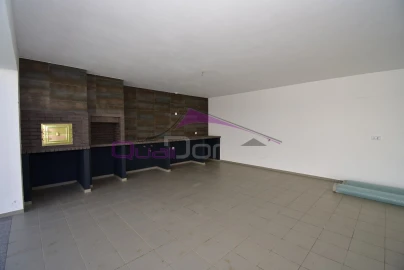 Moradia T5 para Venda em Nossa Sra de Fatima