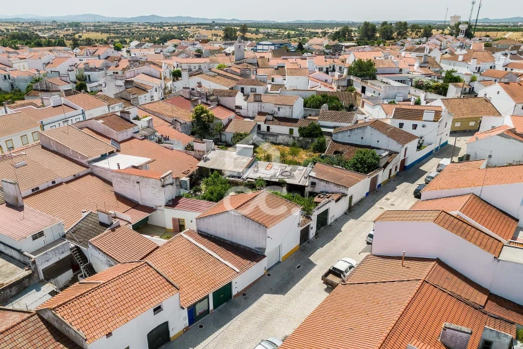 Moradia T2 para Venda em Vimieiro Foto 42