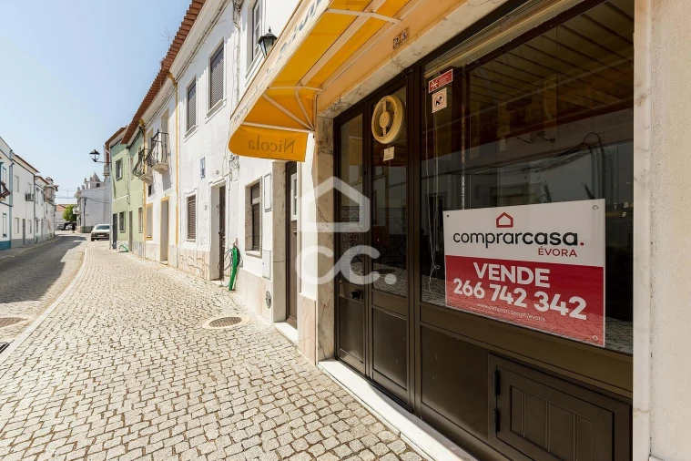 Moradia T2 para Venda em Vimieiro Foto 32