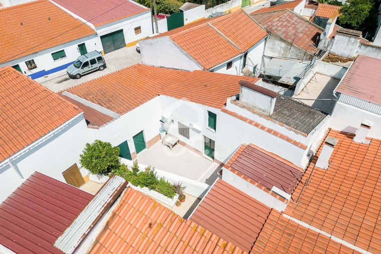 Moradia T2 para Venda em Vimieiro Foto 39