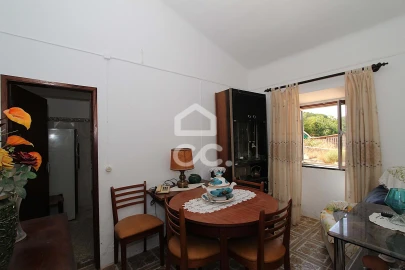Moradia T2 para Venda em Lagoa e Carvoeiro