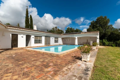 Moradia T3 para Venda em Mexilhoeira Grande