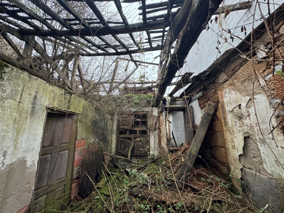 Moradia T3 para Venda em Constantim e Vale de Nogueiras Foto 29