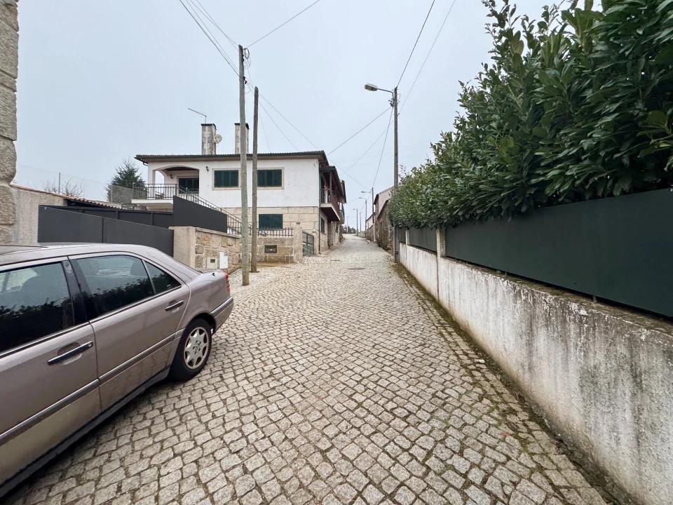 Moradia T3 para Venda em Constantim e Vale de Nogueiras Foto 18