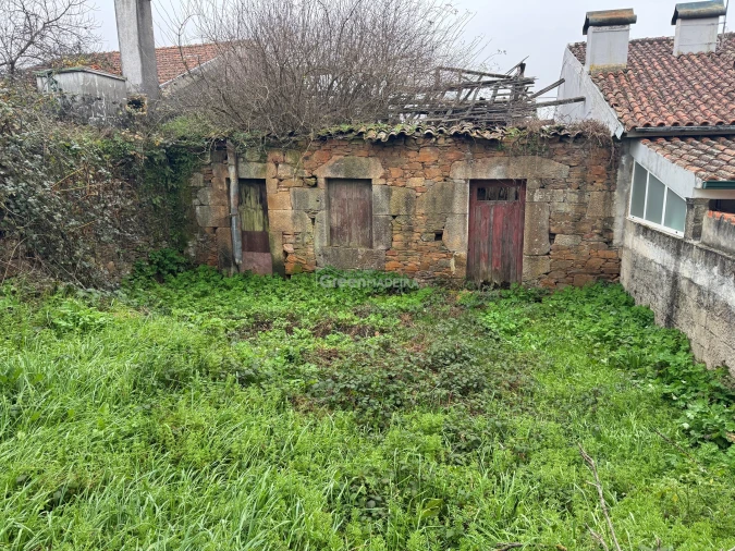 Moradia T3 para Venda em Constantim e Vale de Nogueiras Foto 20