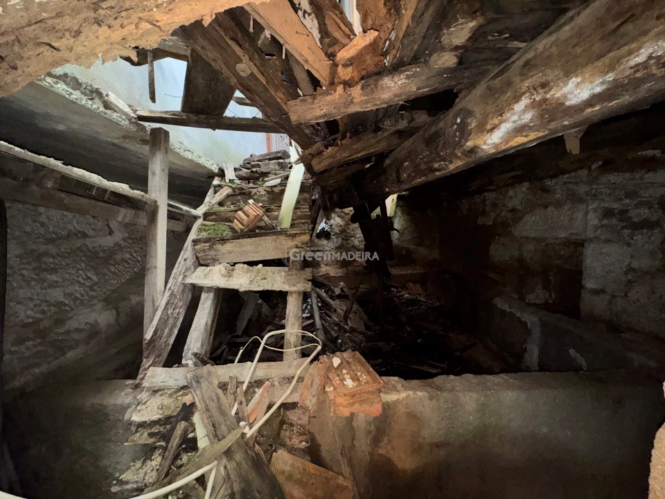 Moradia T3 para Venda em Constantim e Vale de Nogueiras Foto 32