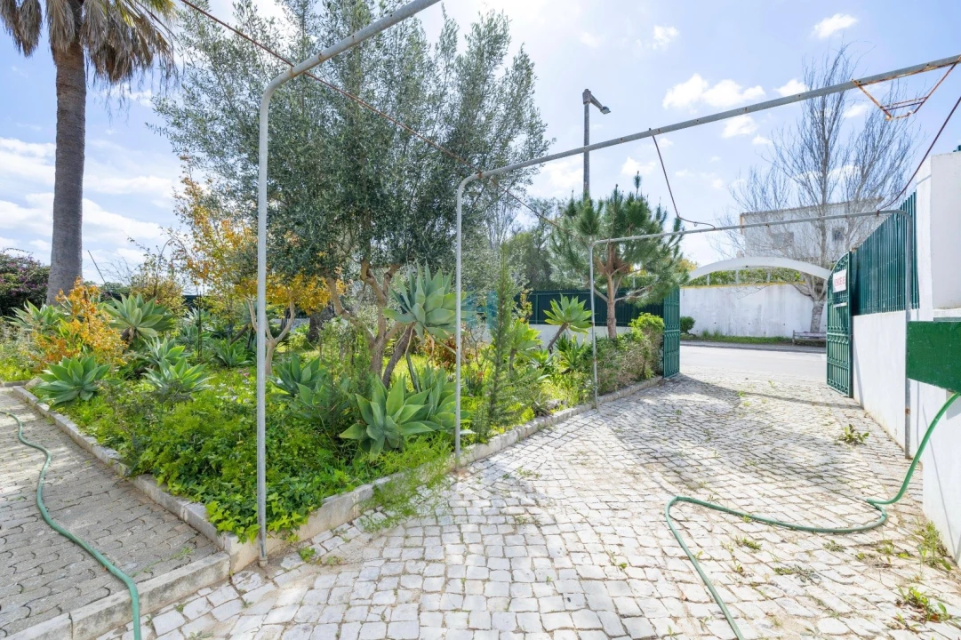 Moradia T5 para Venda em Alvor Foto 6