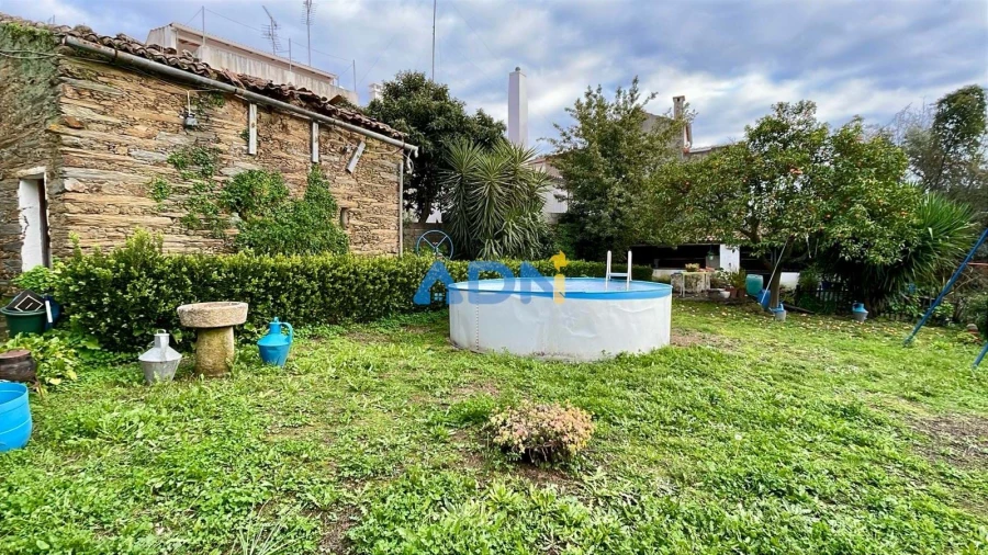 Moradia T4 para Venda em Cebolais de Cima e Retaxo Foto 1