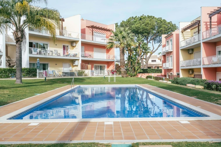 Apartamento T1 para Arrendamento férias em Loule (São Clemente) Foto 25