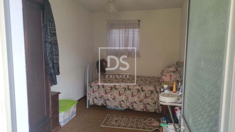 Moradia T2 para Venda em Campelo e Ovil Foto 9