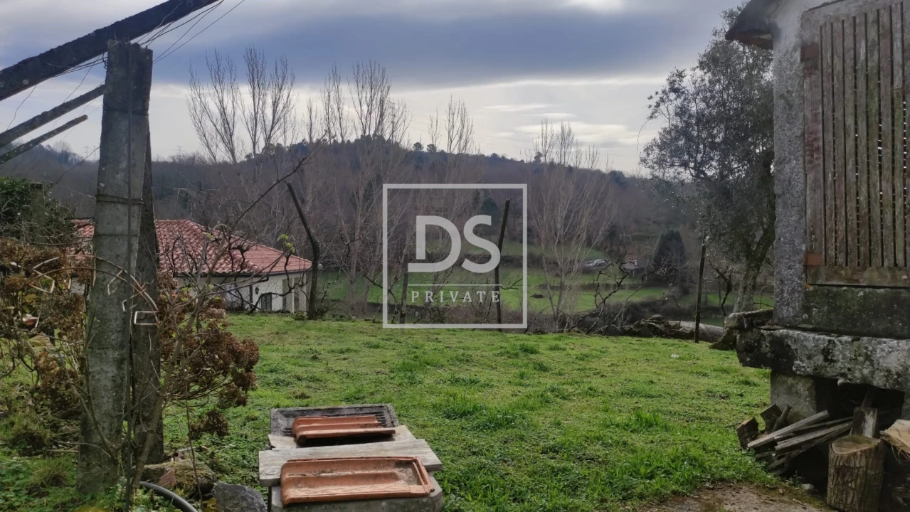 Moradia T2 para Venda em Campelo e Ovil Foto 7