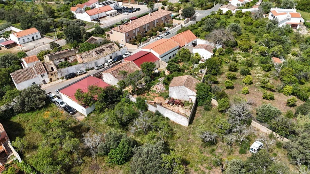 Prédio para Venda em São Bartolomeu de Messines Foto 9