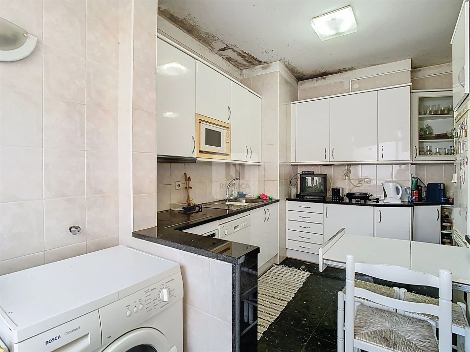 Apartamento T4 para Venda em Lordelo do Ouro e Massarelos Foto 17