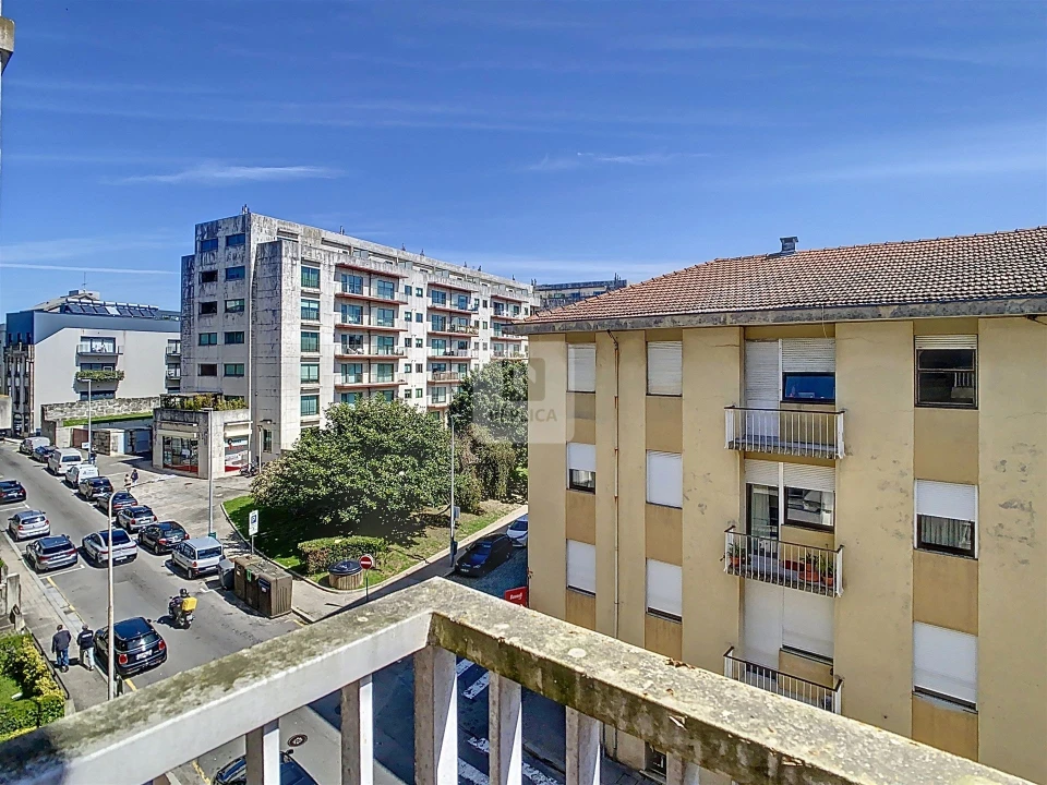 Apartamento T4 para Venda em Lordelo do Ouro e Massarelos Foto 40