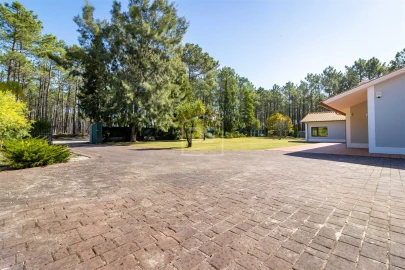 Moradia T5 para Venda em Pataias e Martingança