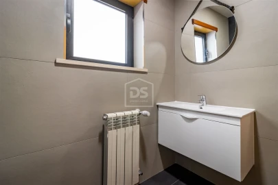 Moradia T5 para Venda em Pataias e Martingança