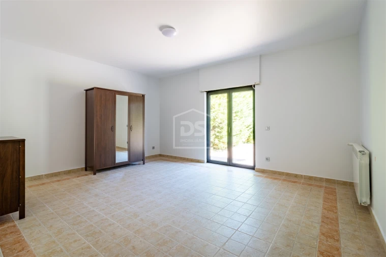 Moradia T5 para Venda em Pataias e Martingança Foto 56