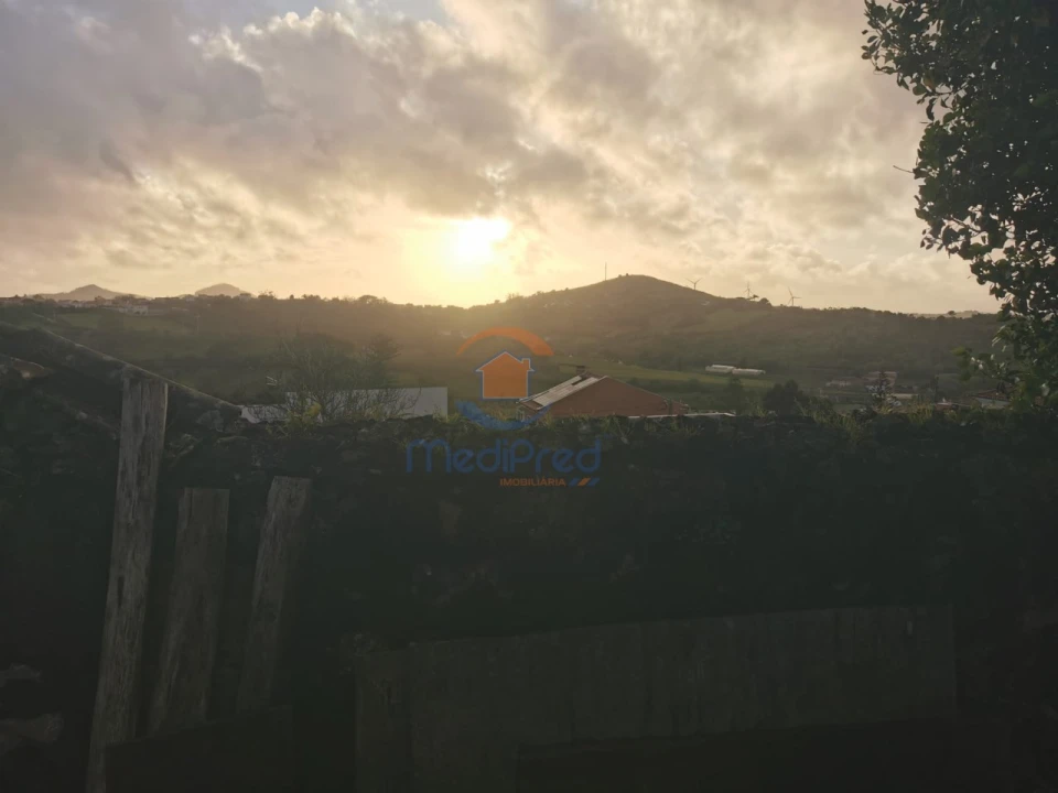 Moradia T3 para Venda em Sapataria Foto 2