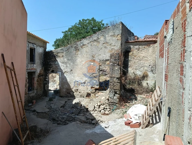 Moradia T3 para Venda em Sapataria