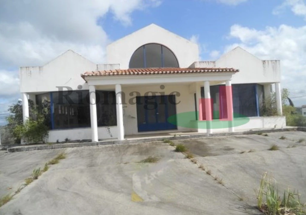 Armazém para Venda em Alcanena e Vila Moreira Foto 2