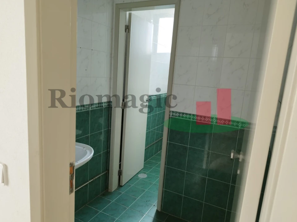 Armazém para Venda em Alcanena e Vila Moreira Foto 10