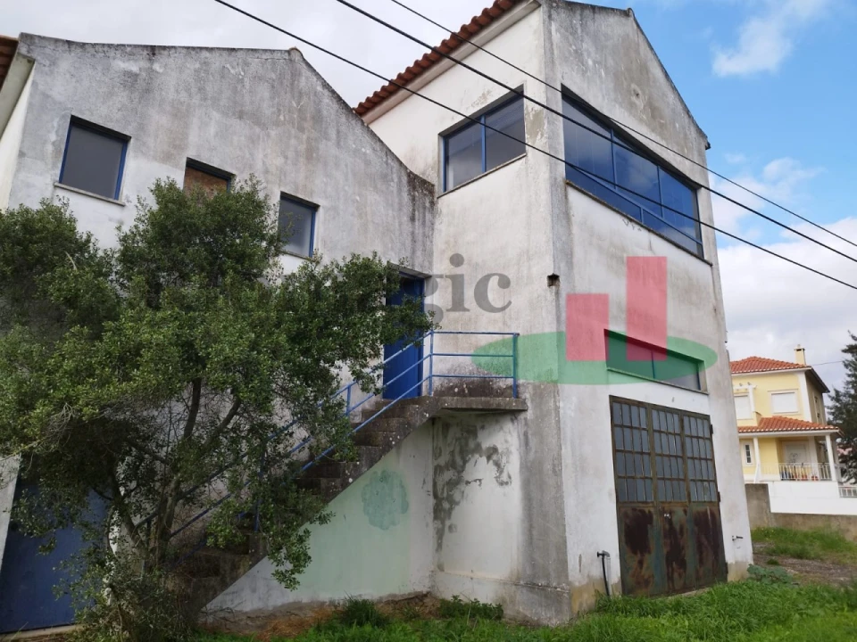 Armazém para Venda em Alcanena e Vila Moreira Foto 6