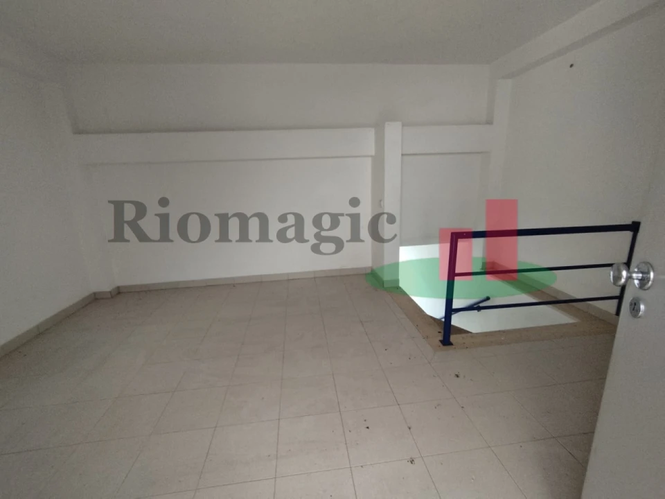 Armazém para Venda em Alcanena e Vila Moreira Foto 34