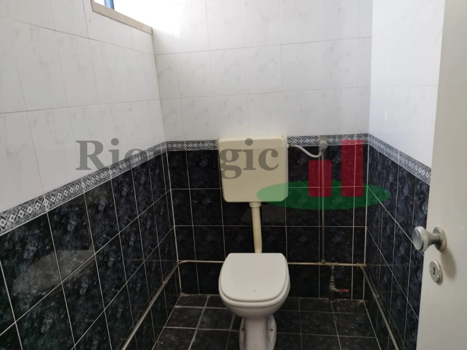 Armazém para Venda em Alcanena e Vila Moreira Foto 9