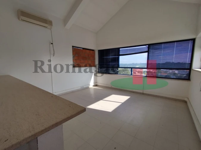 Armazém para Venda em Alcanena e Vila Moreira Foto 29