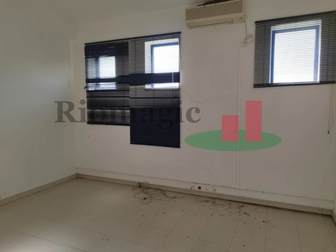 Armazém para Venda em Alcanena e Vila Moreira Foto 19