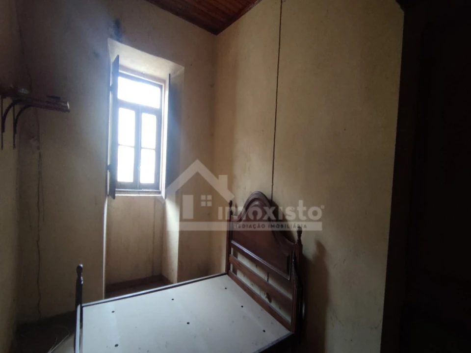 Moradia T5 para Venda em Chãos Foto 12