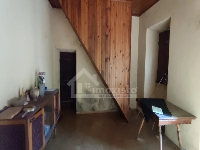 Moradia T5 para Venda em Chãos Foto 9