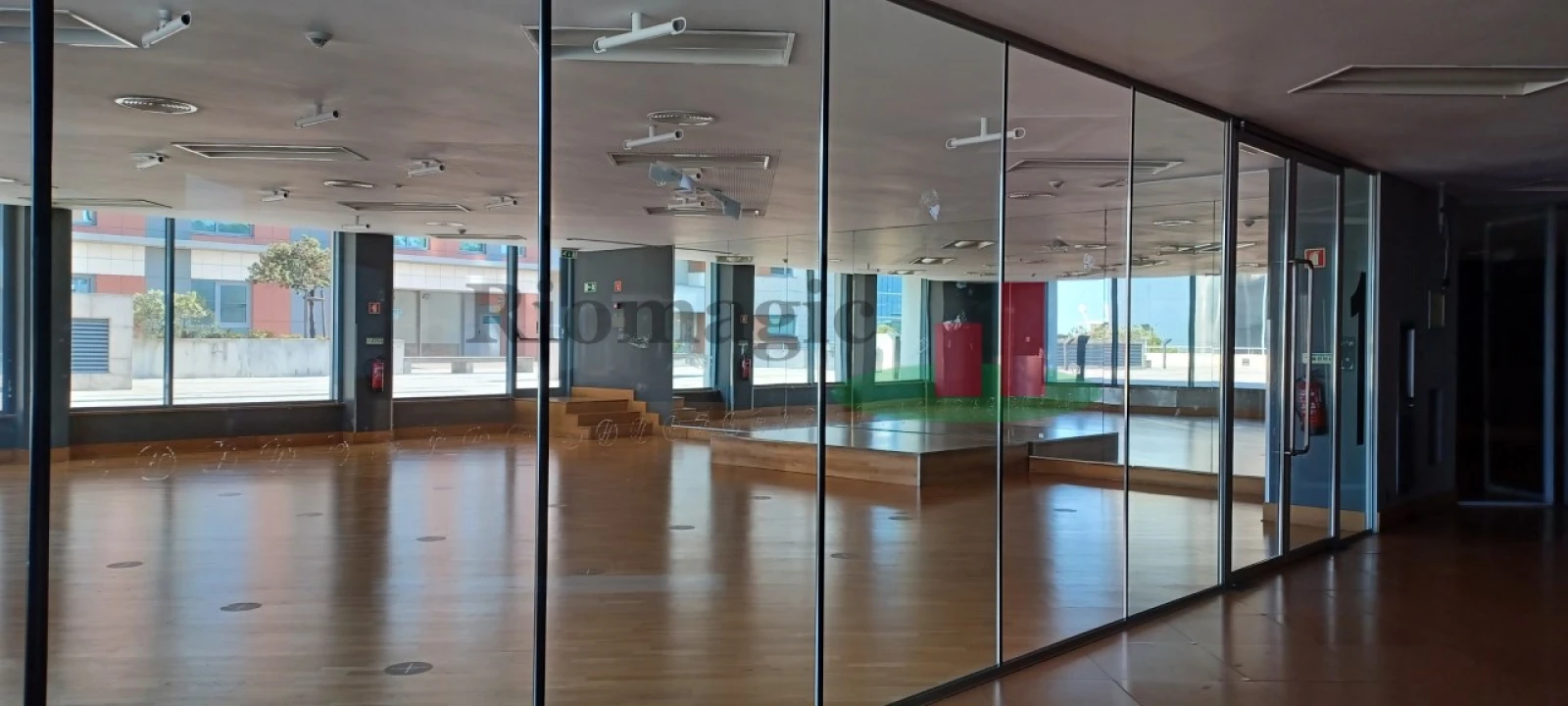 Loja para Arrendamento em Parque das Nações Foto 16