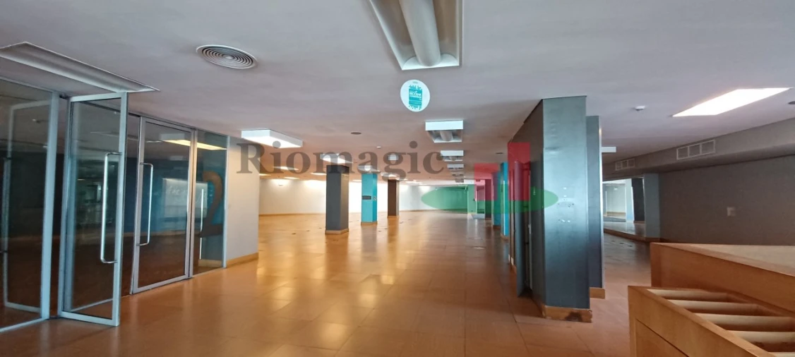 Loja para Arrendamento em Parque das Nações Foto 27