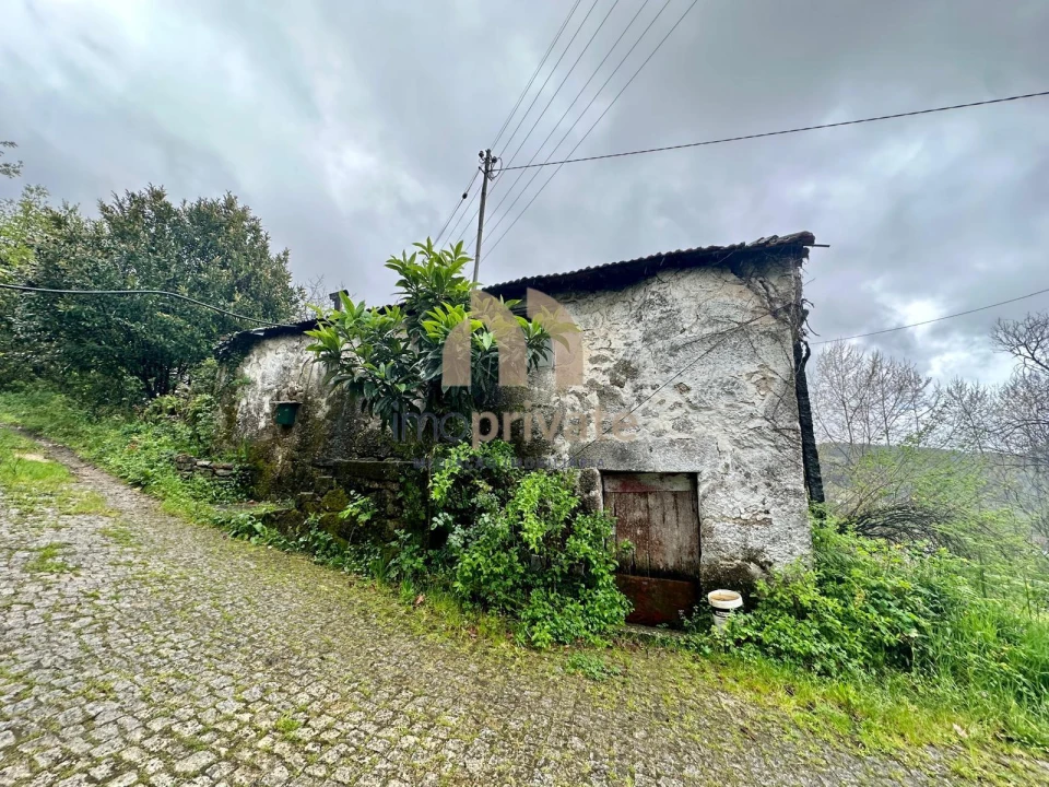 Moradia T3 para Venda em Sendim Foto 2