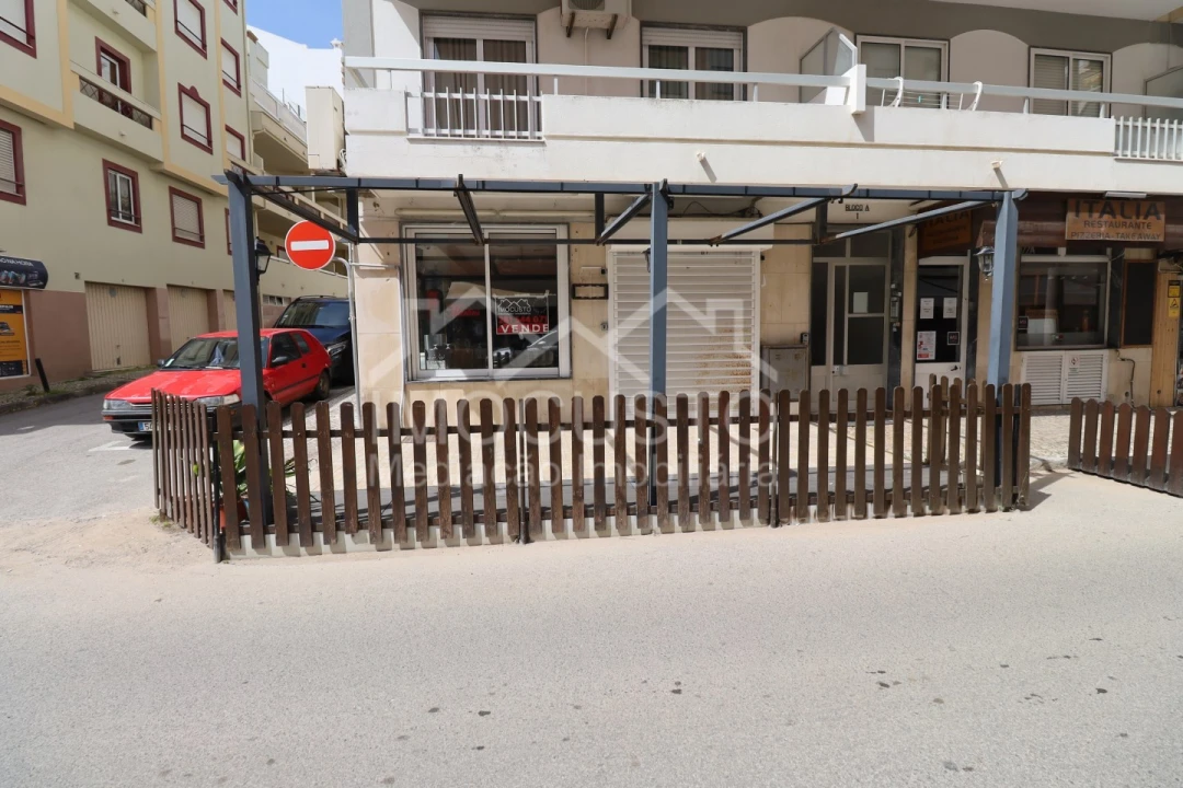 Negócio para Venda em Monte Gordo Foto 1