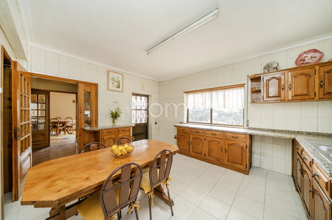 Moradia T5 para Venda em Bouro (Santa Maria) Foto 12