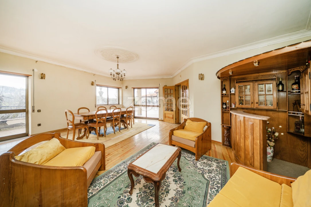 Moradia T5 para Venda em Bouro (Santa Maria) Foto 23