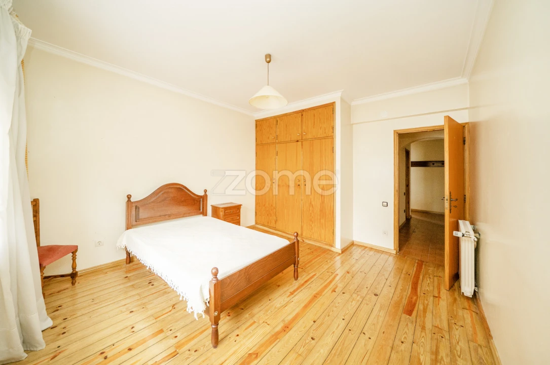 Moradia T5 para Venda em Bouro (Santa Maria) Foto 38