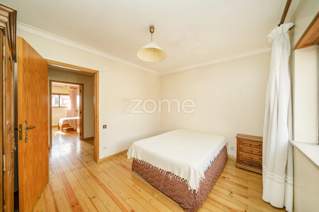 Moradia T5 para Venda em Bouro (Santa Maria) Foto 51