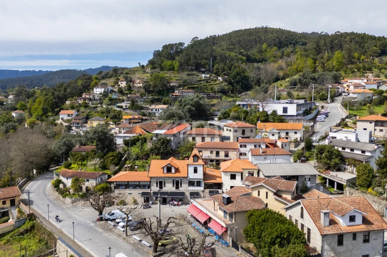 Moradia T5 para Venda em Bouro (Santa Maria) Foto 64